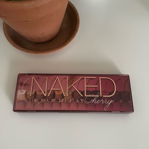 Urban decay naked cherry palette - Picture 1 of 3